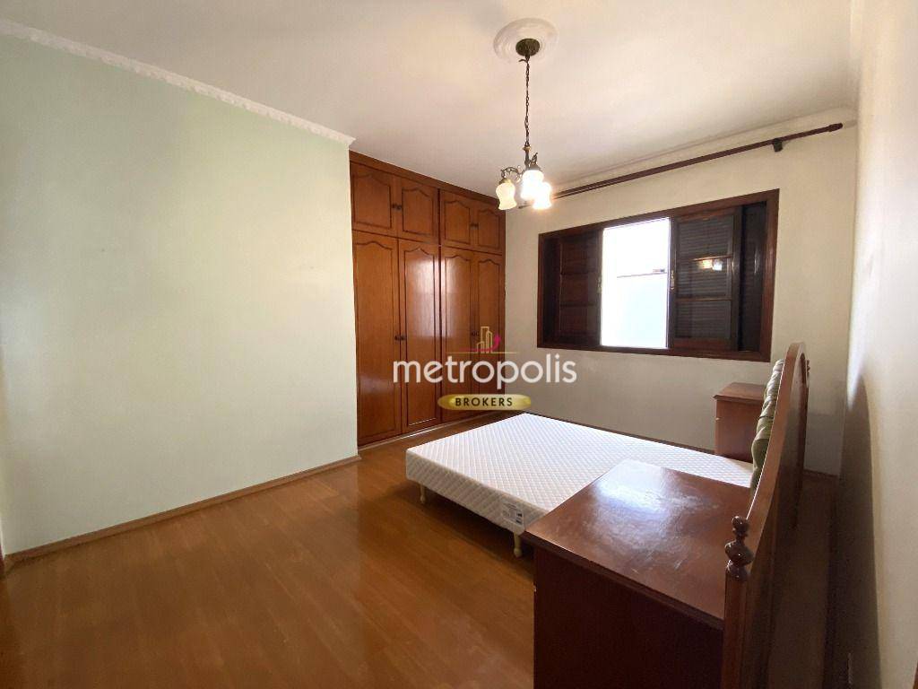 Casa à venda com 4 quartos, 245m² - Foto 21