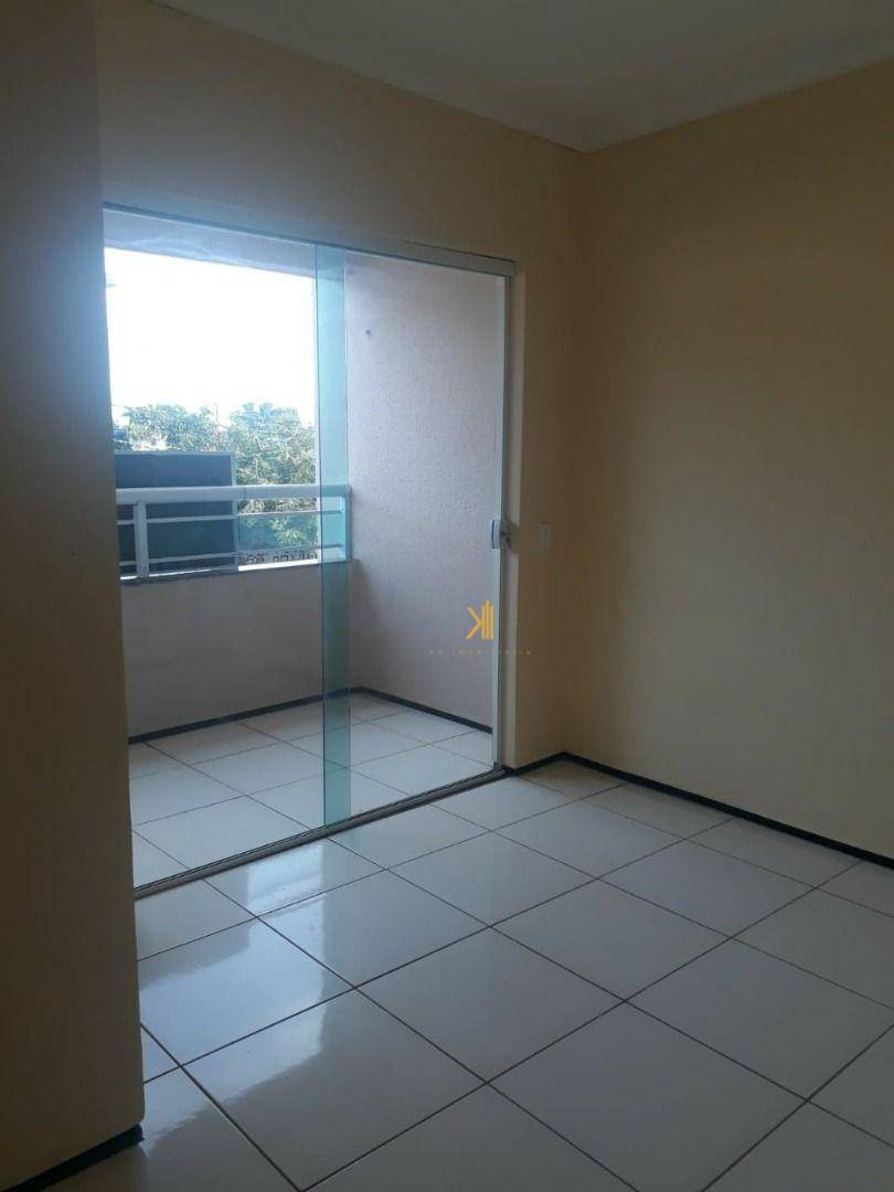 Casa à venda com 3 quartos, 100m² - Foto 8