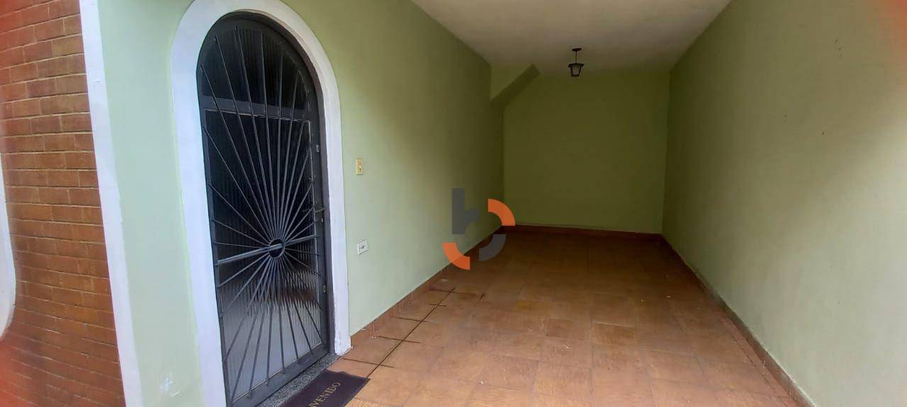 Casa à venda com 4 quartos, 177m² - Foto 8