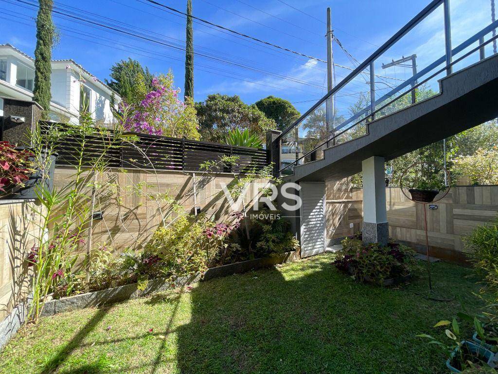 Casa de Condomínio à venda com 4 quartos, 250m² - Foto 42