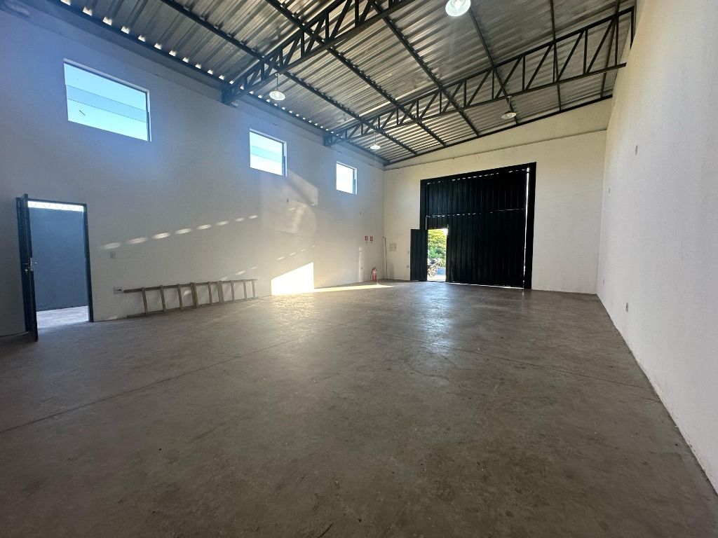 Loja-Salão, 120 m² - Foto 1