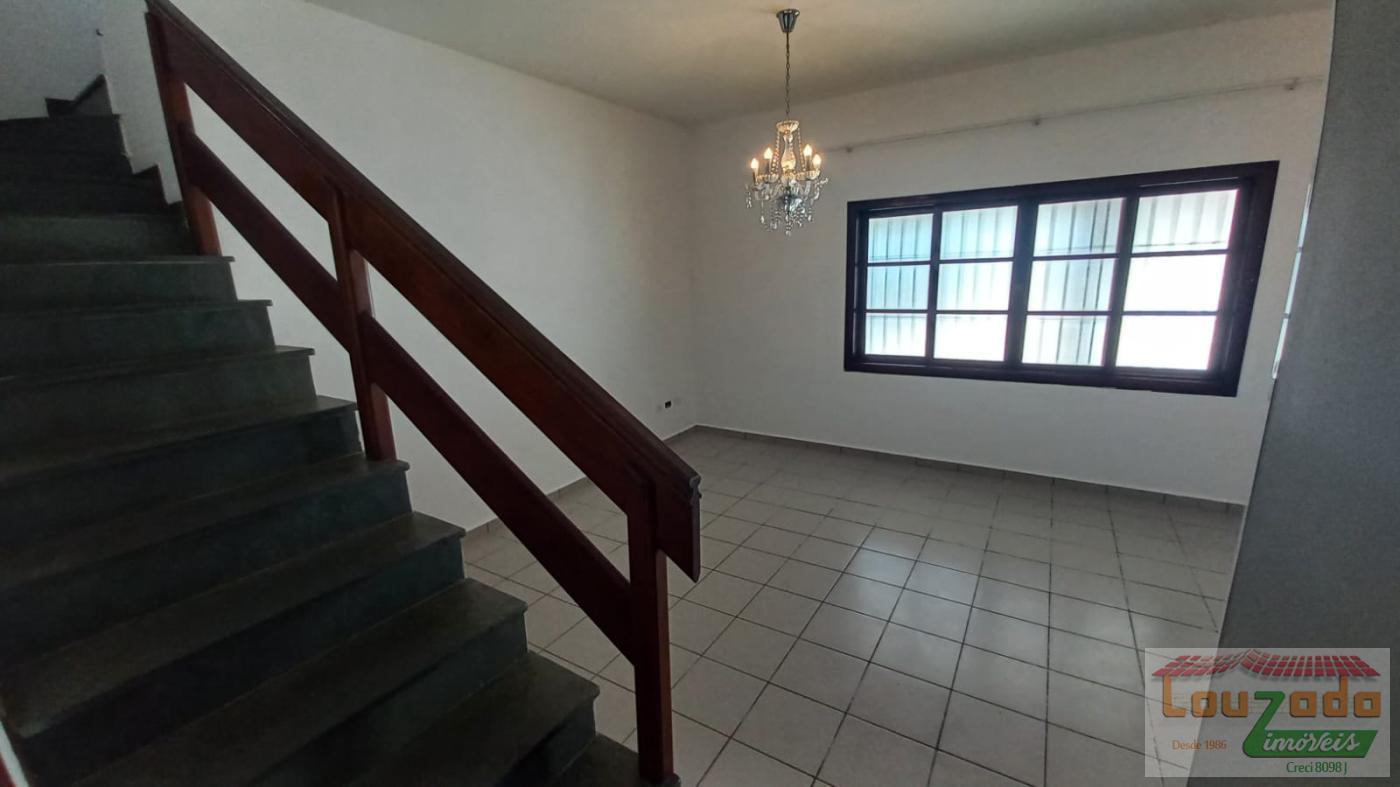 Sobrado à venda com 3 quartos, 260m² - Foto 3