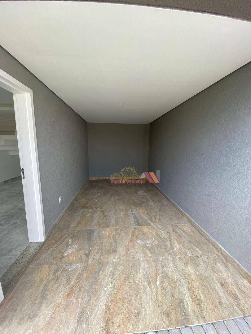 Sobrado à venda com 3 quartos, 111m² - Foto 2