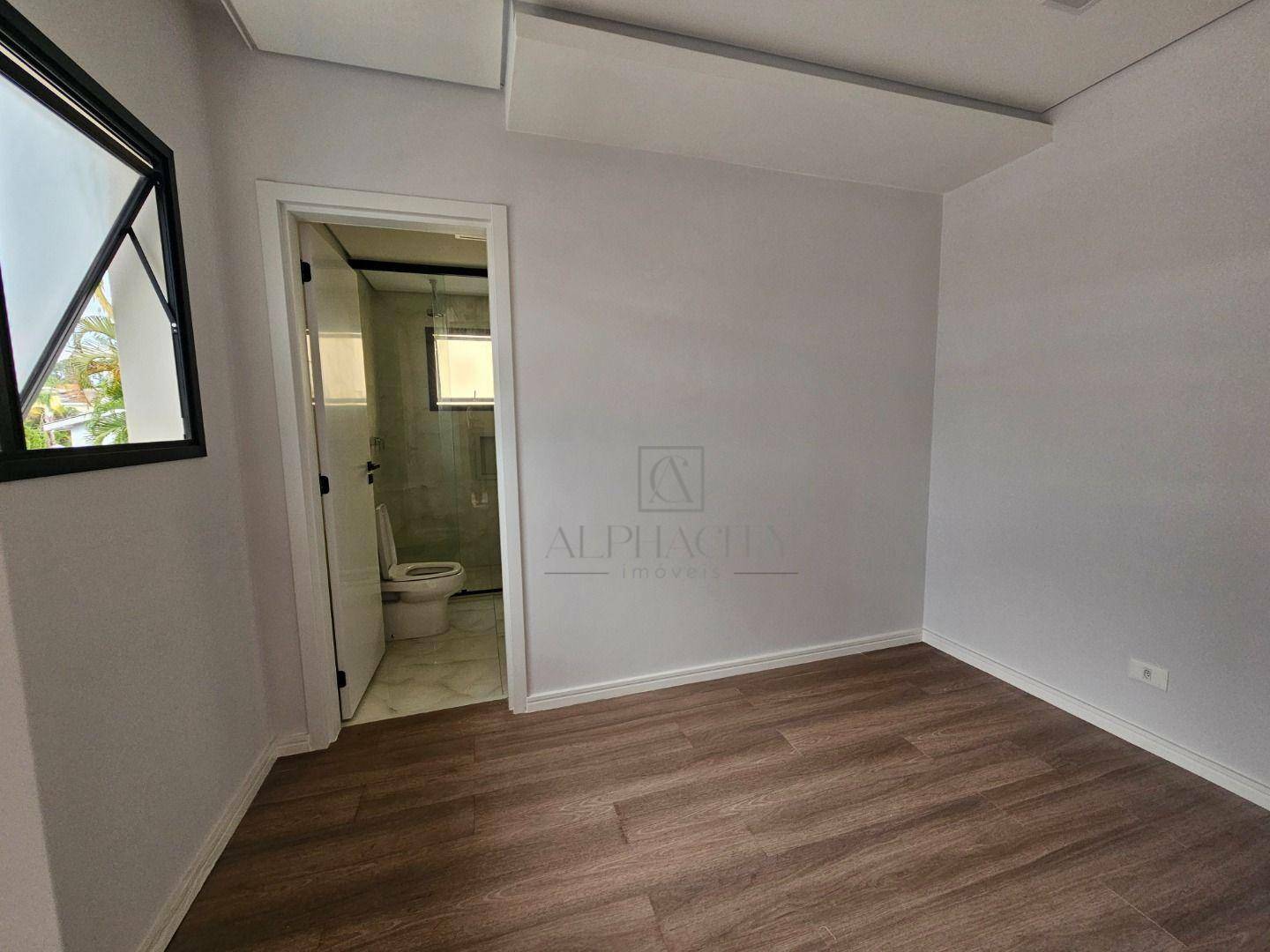 Casa de Condomínio à venda com 3 quartos, 310m² - Foto 6