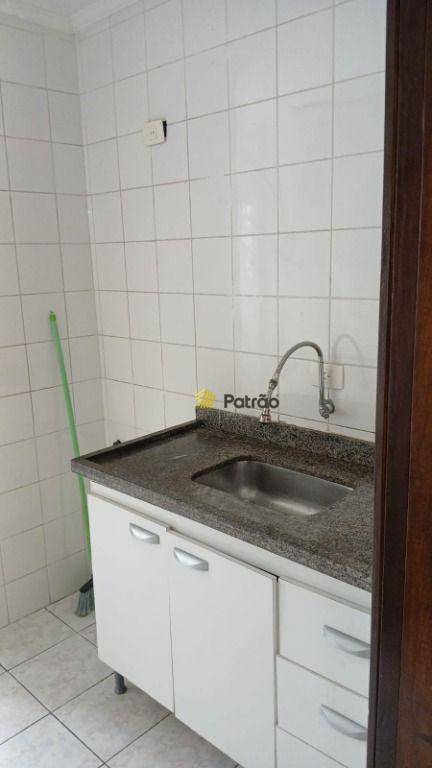 Apartamento para alugar com 2 quartos, 54m² - Foto 4