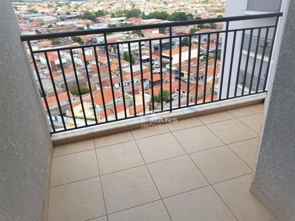 Apartamento à venda com 2 quartos, 66m² - Foto 4