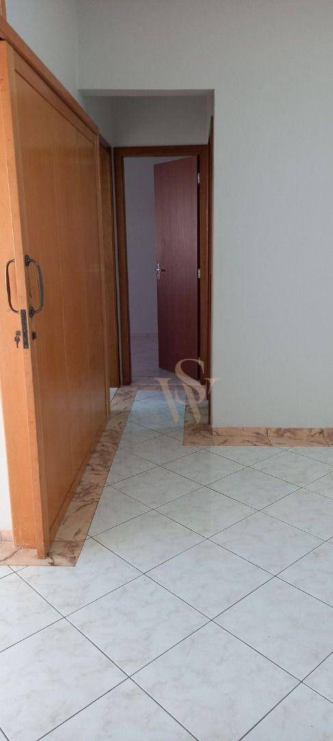 Apartamento à venda com 2 quartos, 79m² - Foto 1