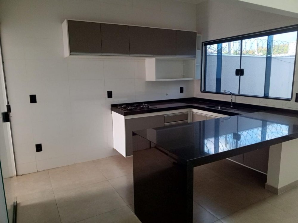 Casa à venda com 3 quartos, 118m² - Foto 13