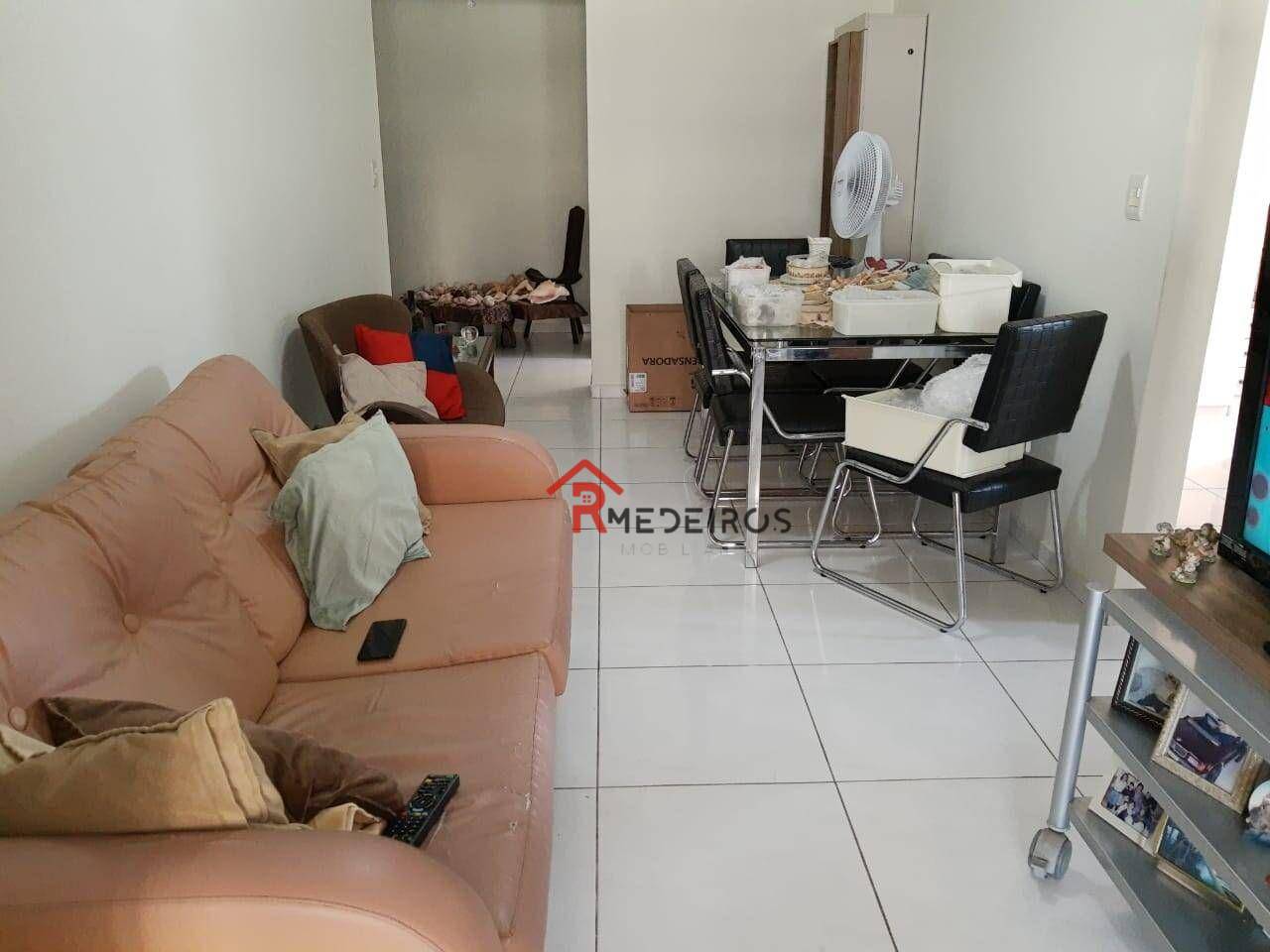 Apartamento à venda com 2 quartos, 83m² - Foto 2