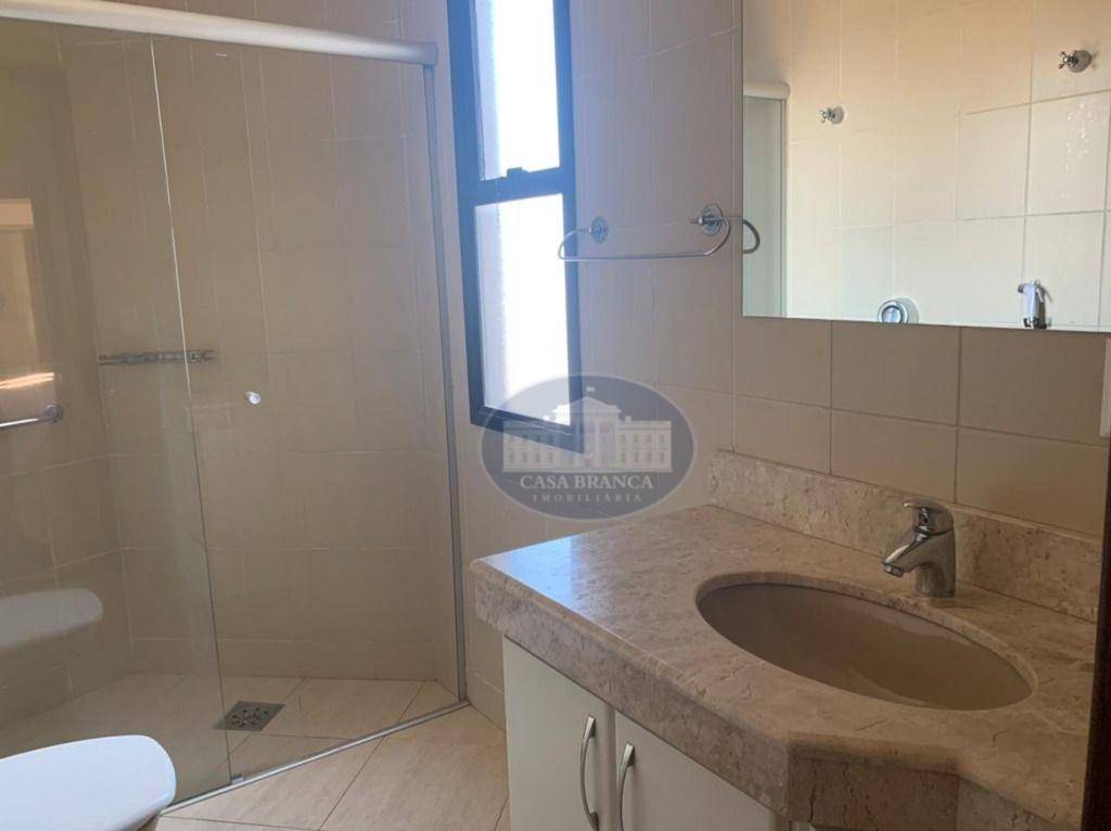 Apartamento à venda com 3 quartos, 174m² - Foto 7