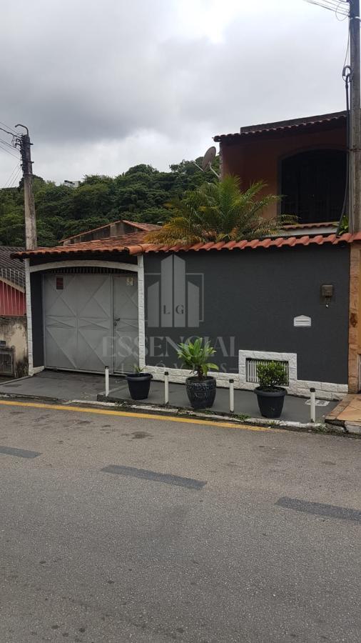 Casa à venda com 3 quartos, 162m² - Foto 2