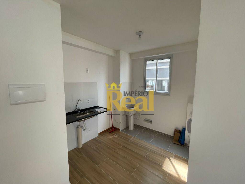 Apartamento para alugar com 2 quartos, 36m² - Foto 4