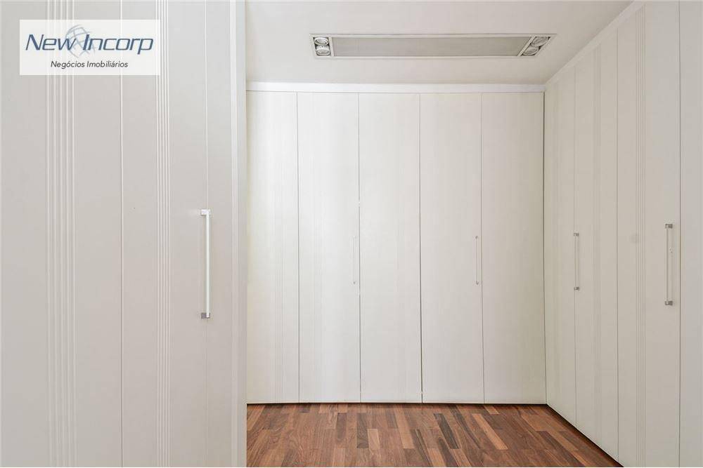 Apartamento à venda com 3 quartos, 240m² - Foto 22