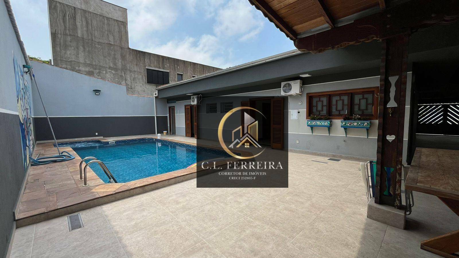 Casa à venda com 3 quartos, 209m² - Foto 4