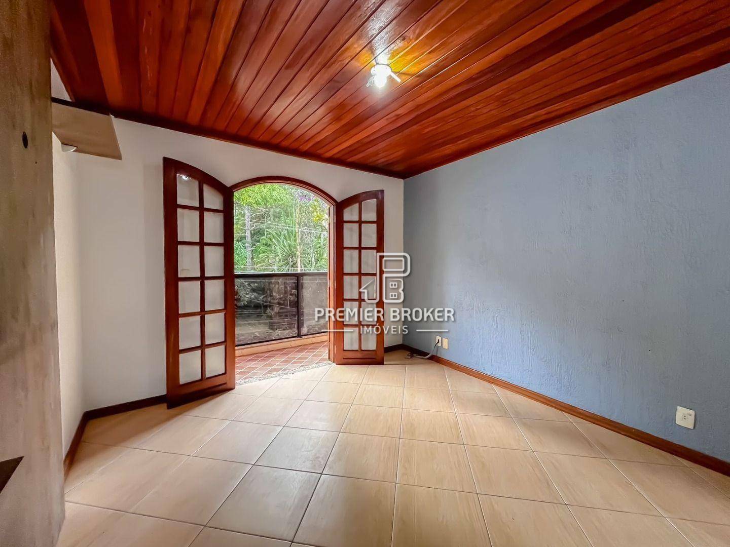 Casa à venda com 3 quartos, 220m² - Foto 15