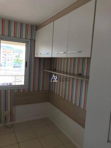 Apartamento à venda com 2 quartos, 77m² - Foto 8