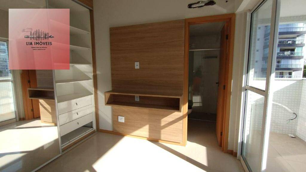 Apartamento à venda com 3 quartos, 181m² - Foto 9