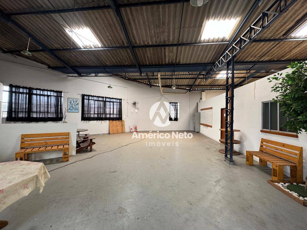 Depósito-Galpão-Armazém à venda e aluguel, 830m² - Foto 35