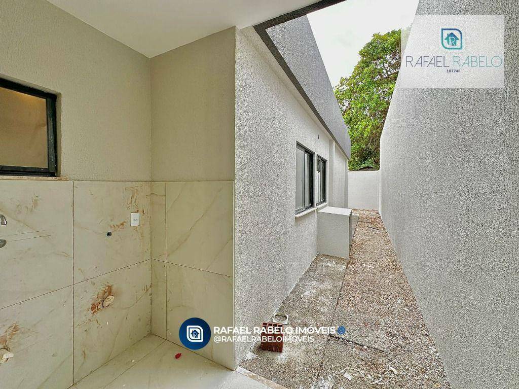 Casa à venda com 3 quartos, 98m² - Foto 11
