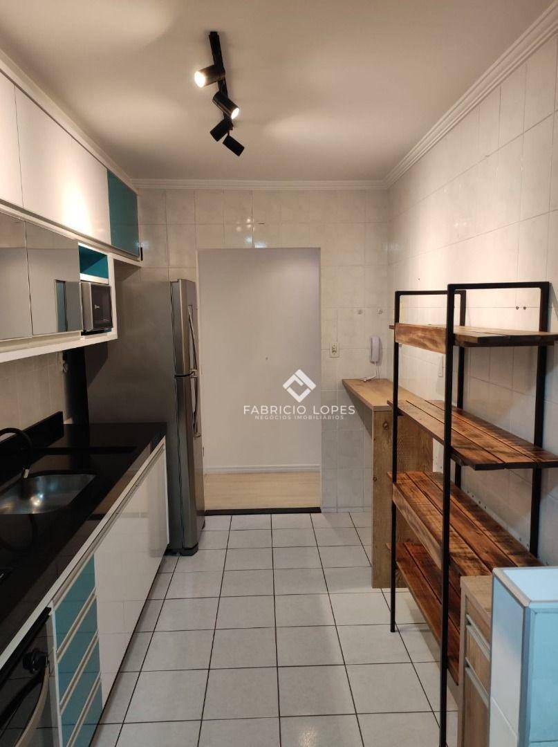 Apartamento à venda com 2 quartos, 55m² - Foto 17