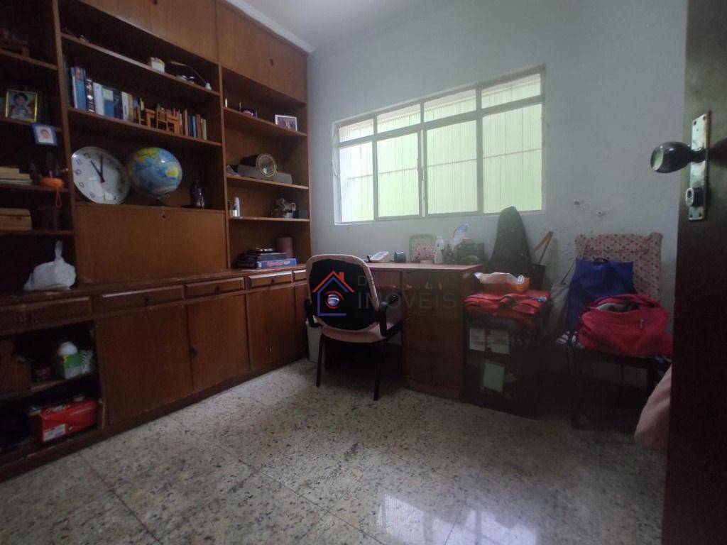 Sobrado à venda com 3 quartos, 237m² - Foto 15