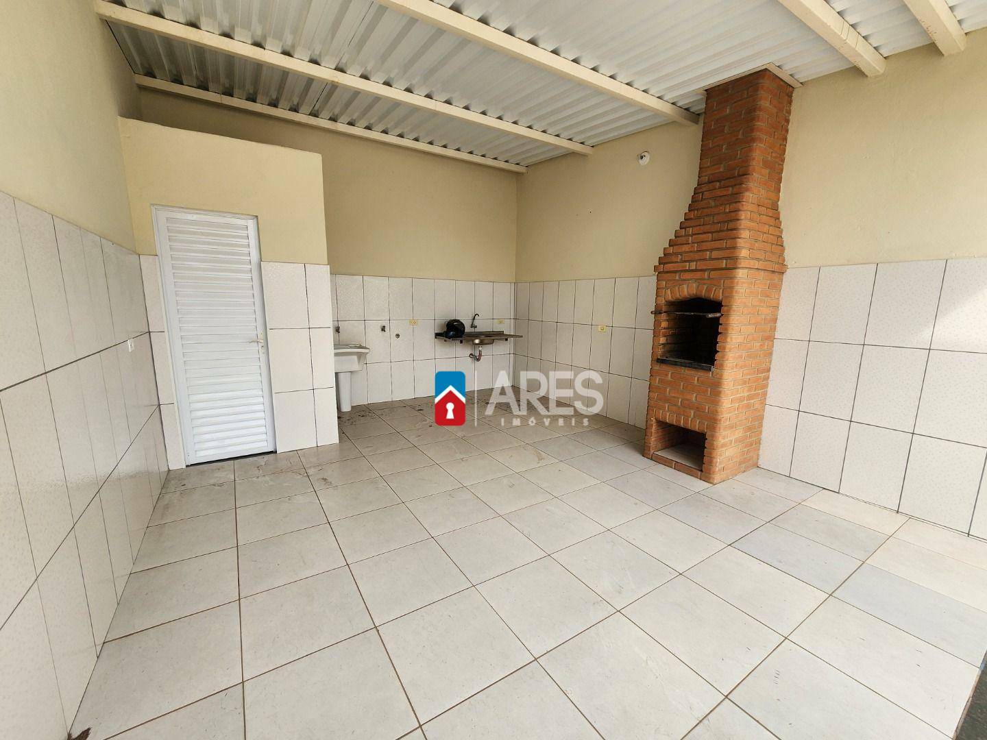 Casa para alugar com 3 quartos, 100m² - Foto 13