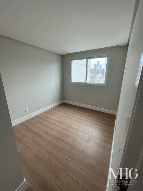 Apartamento à venda com 4 quartos, 132m² - Foto 11