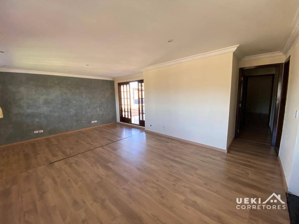 Casa à venda e aluguel com 5 quartos, 220m² - Foto 4