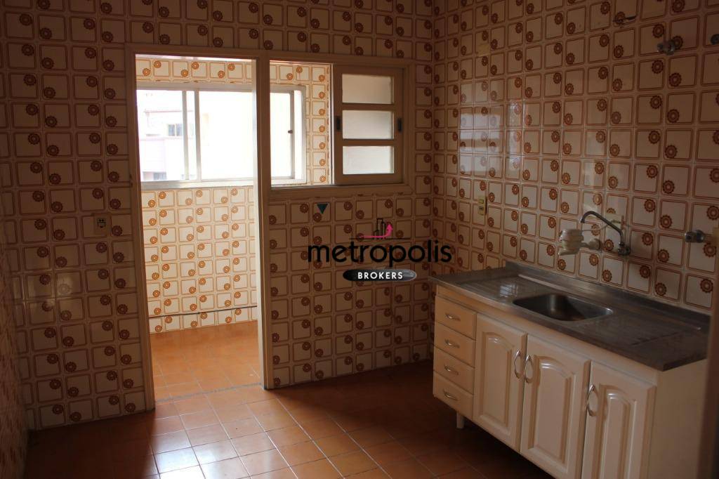 Apartamento à venda com 2 quartos, 70m² - Foto 4