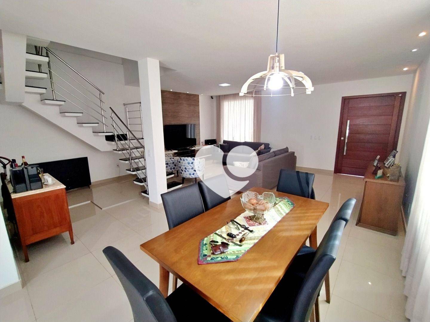 Casa à venda com 3 quartos, 271m² - Foto 12