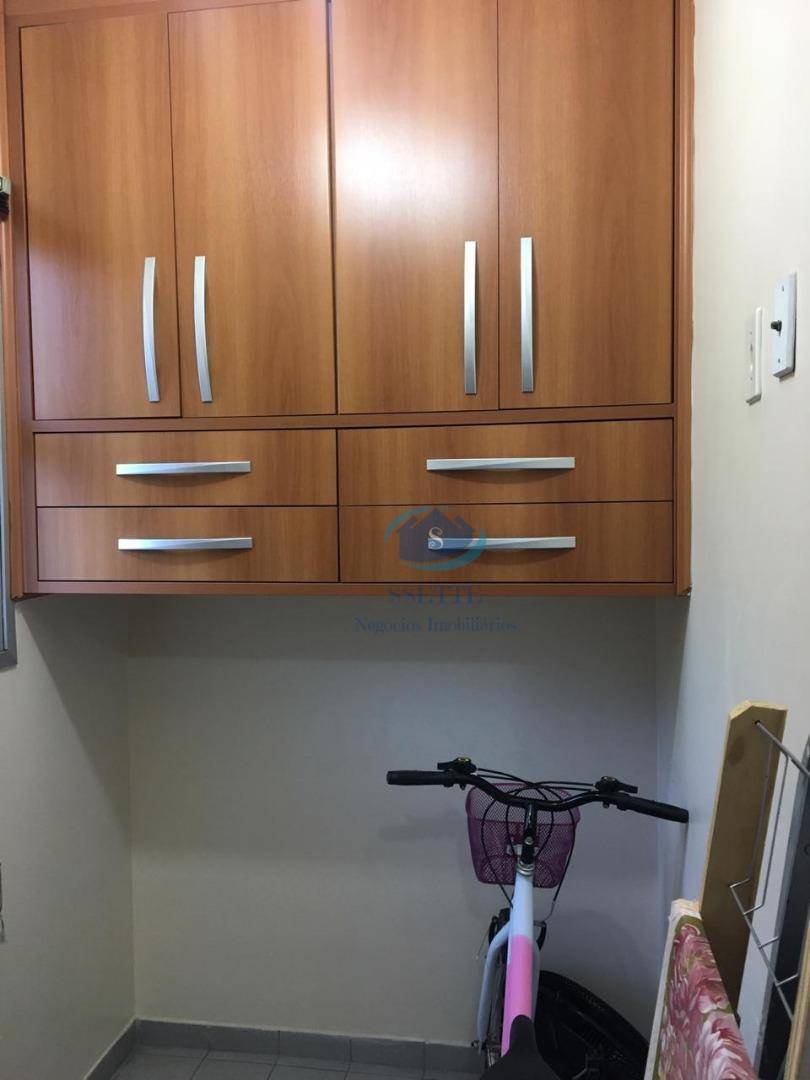 Apartamento à venda com 3 quartos, 98m² - Foto 9