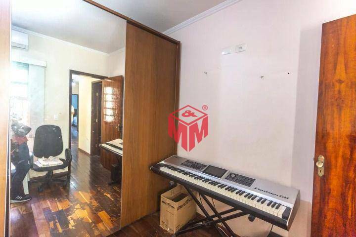 Sobrado à venda com 4 quartos, 360m² - Foto 33