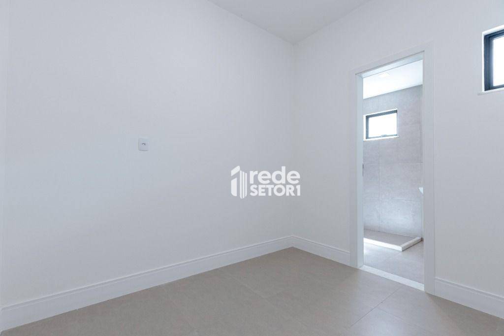 Casa de Condomínio à venda com 4 quartos, 367m² - Foto 15