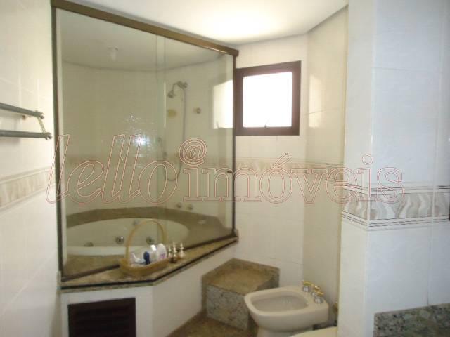 Apartamento para alugar com 3 quartos, 180m² - Foto 10