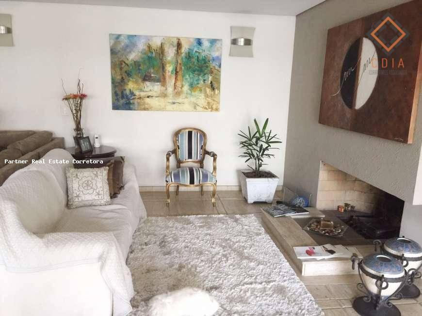 Casa à venda com 6 quartos, 600m² - Foto 7