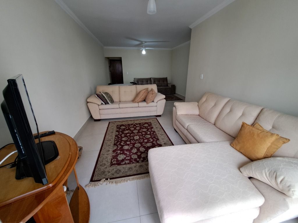 Apartamento à venda com 3 quartos, 140m² - Foto 1