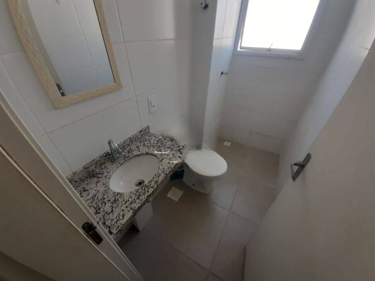 Apartamento para alugar com 2 quartos, 42m² - Foto 3