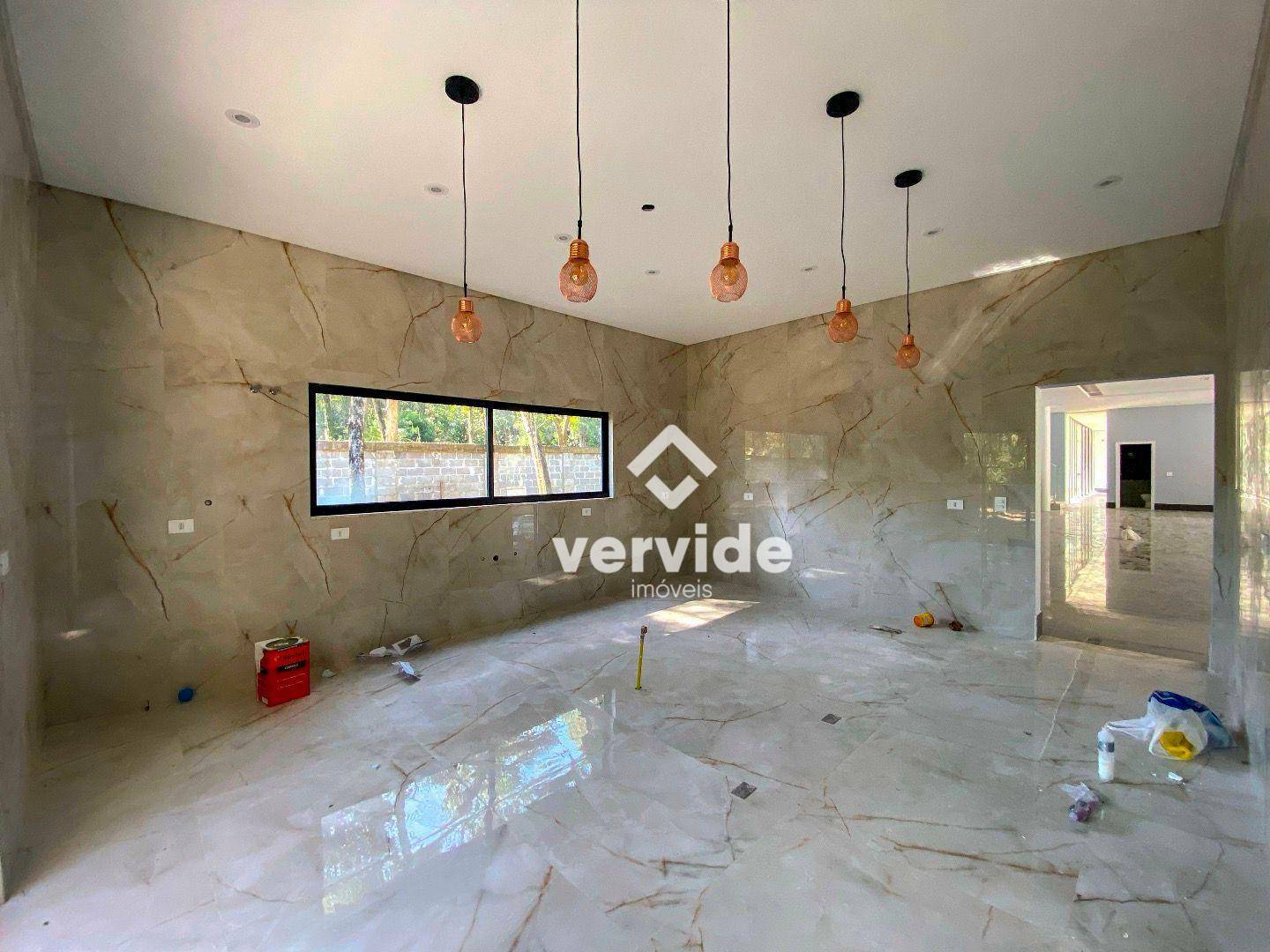 Casa à venda com 4 quartos, 740m² - Foto 4