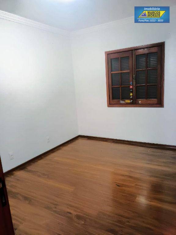 Casa de Condomínio para alugar com 3 quartos, 120m² - Foto 11