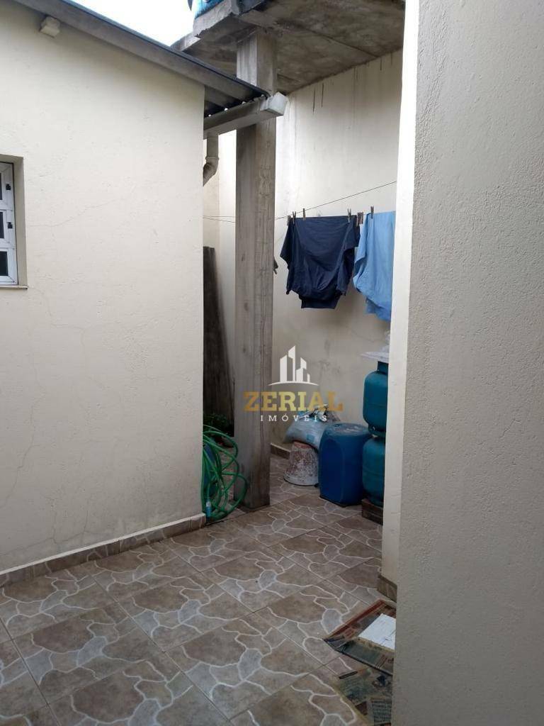 Casa à venda com 3 quartos, 180m² - Foto 8