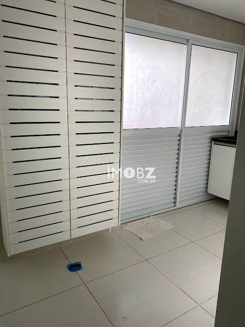 Apartamento à venda com 4 quartos, 238m² - Foto 12