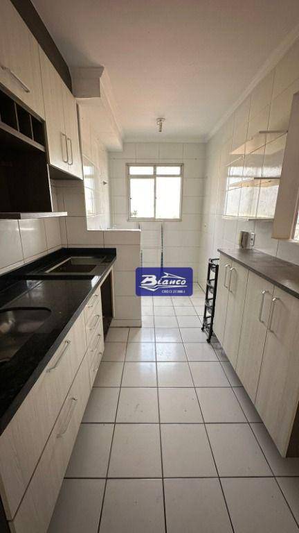 Apartamento à venda com 2 quartos, 59m² - Foto 17