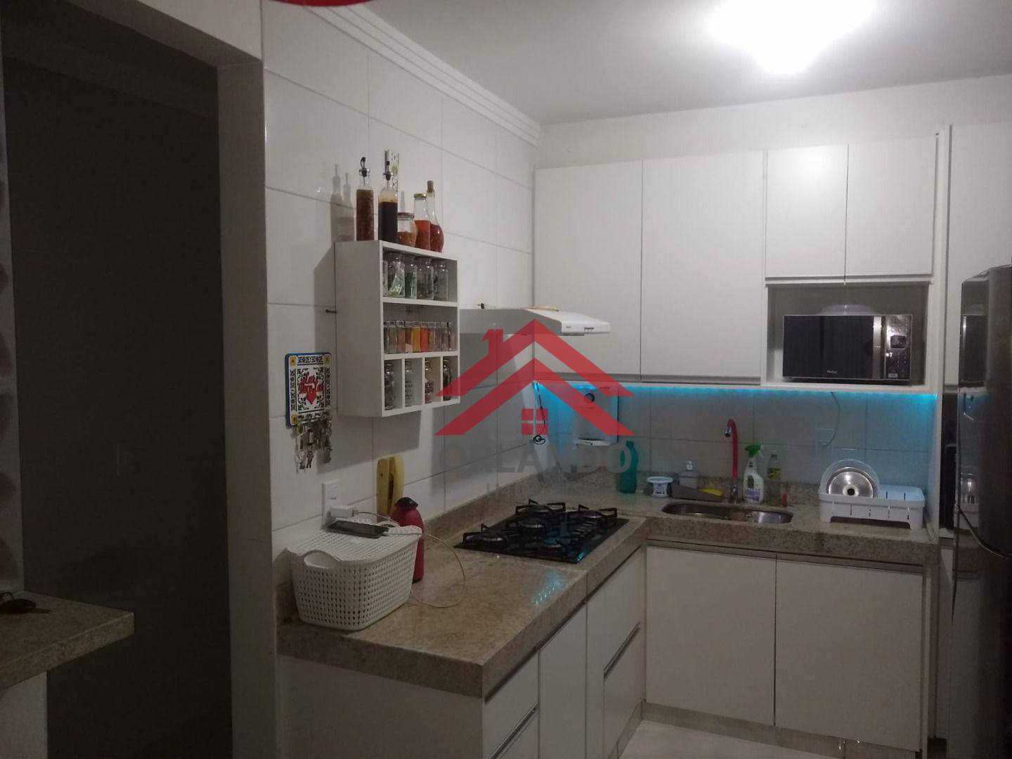 Apartamento à venda com 3 quartos, 65m² - Foto 4