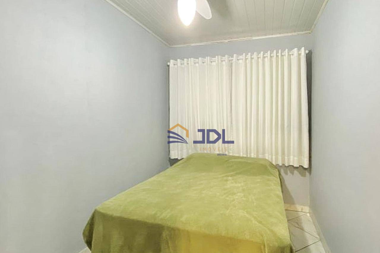 Chácara à venda com 3 quartos, 150m² - Foto 18