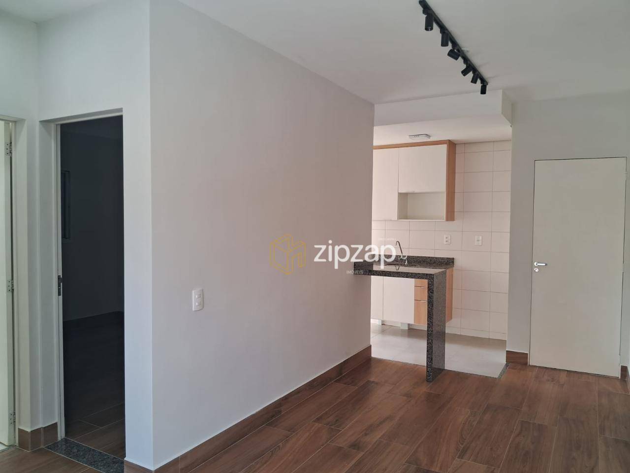 Apartamento para alugar com 2 quartos, 51m² - Foto 4