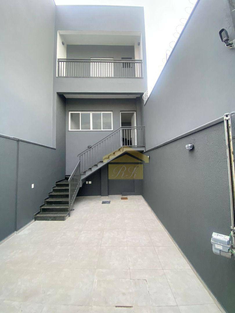 Sobrado para alugar com 2 quartos, 79m² - Foto 1