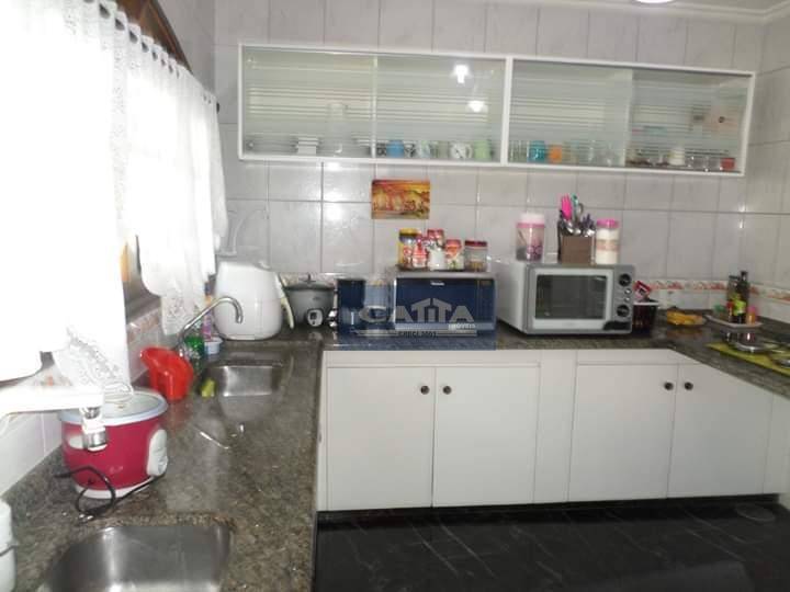 Sobrado à venda com 3 quartos, 372m² - Foto 12