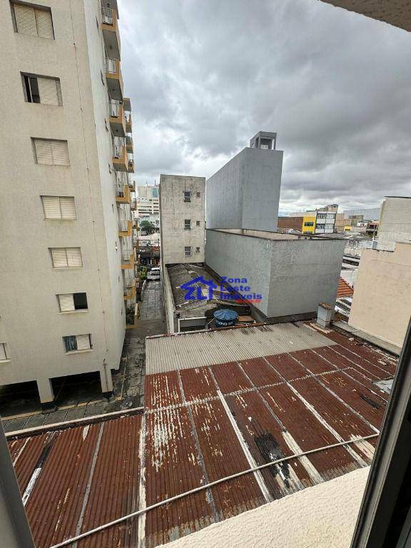 Apartamento à venda com 2 quartos, 44m² - Foto 2