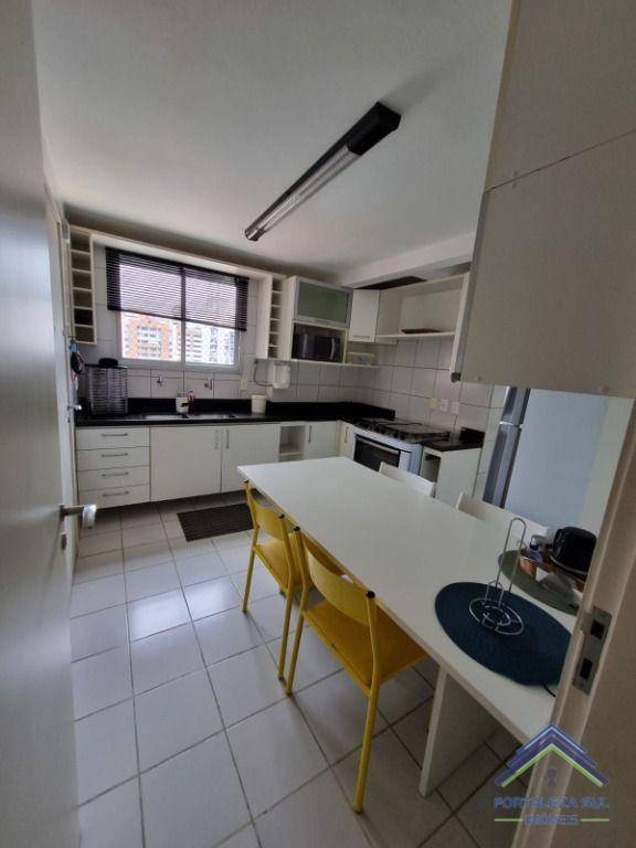 Apartamento à venda com 3 quartos, 145m² - Foto 14