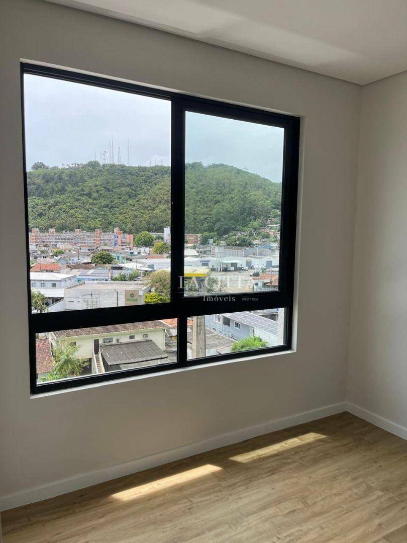 Apartamento à venda com 3 quartos, 79m² - Foto 10